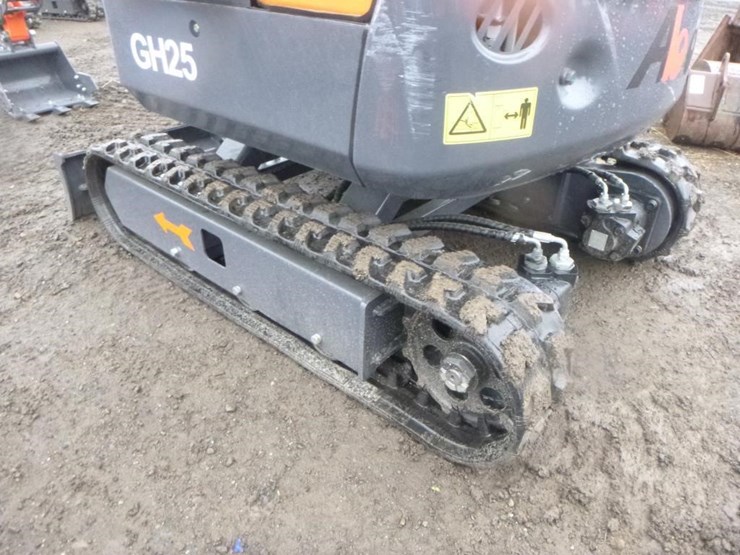 aboss-gh25-hydraulic-excavator-image-28