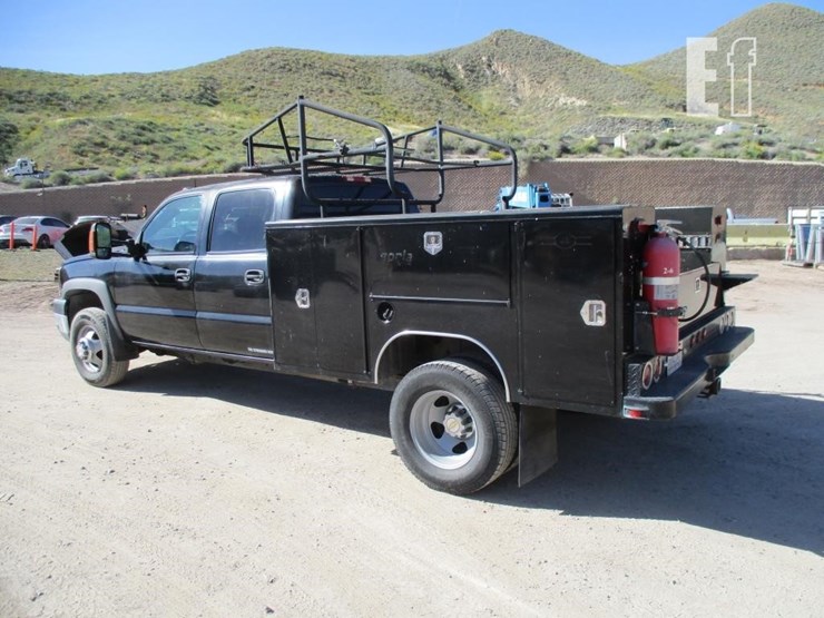 2003-chevrolet-3500-image-4