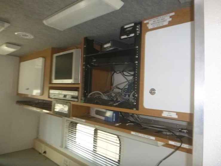 2005-freightliner-mt55-image-28