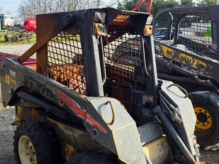 new-holland-ls140-image-7