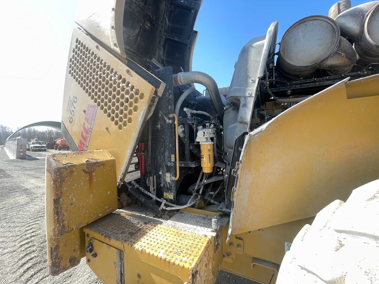 caterpillar-982m-image-58