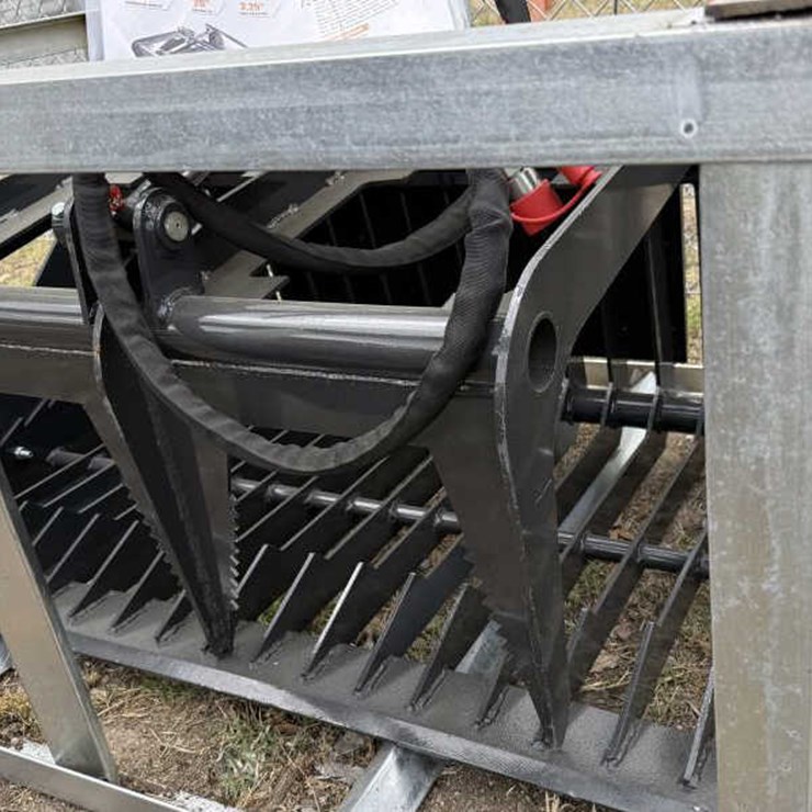 #40 • Mini Skid Steer Rock Grapple Bucket