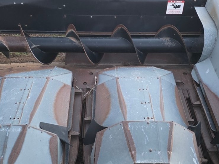 deutz-allis-4-row-corn-head-image-8