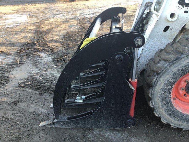 wildcat-74"-heavy-duty-skid-steer-root-rake-grapple-image-2