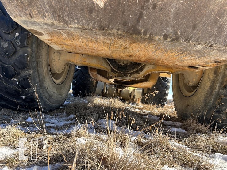 1997-volvo-l90c-image-33