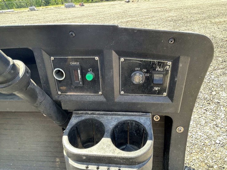 #100-•-cricket-mini-golf-cart-image-5