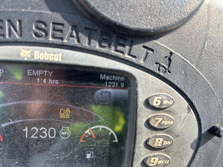 2016-bobcat-e32-image-21