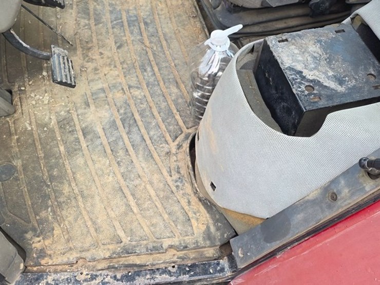 case-ih-mx220-image-42