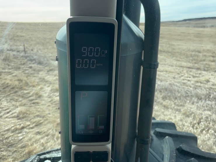 2013-john-deere-9560r-image-15