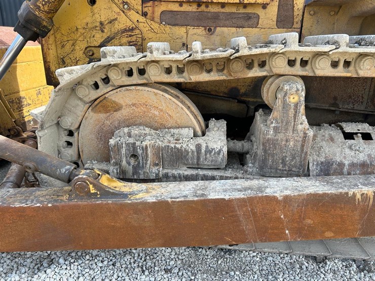 caterpillar-d7f-image-20