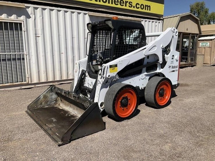 2015-bobcat-s750-image-3