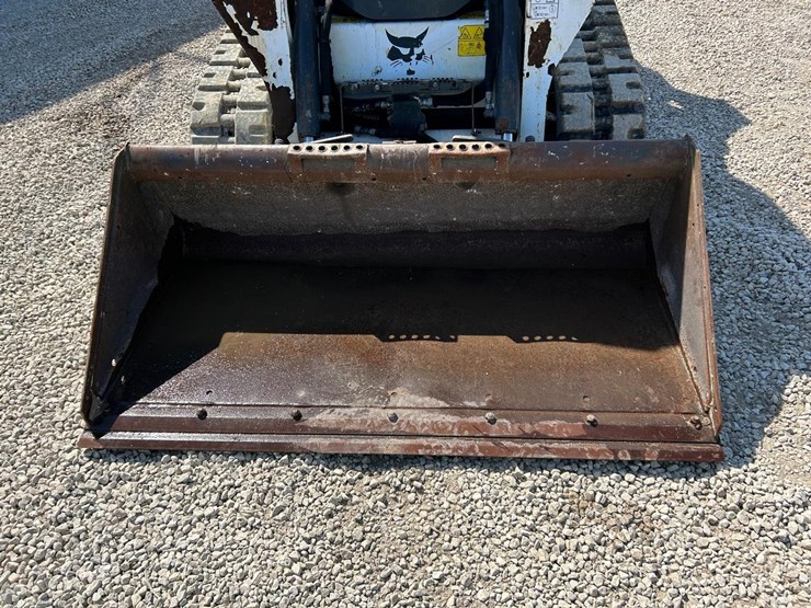 2023-bobcat-t595-image-9
