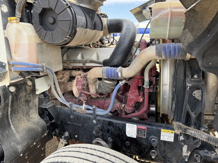 2014-mack-pinnacle-chu613-image-31