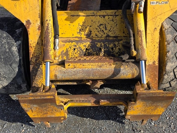 john-deere-270-image-28