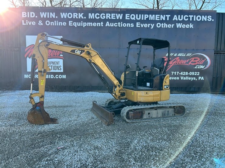 2018-caterpillar-303-image-1