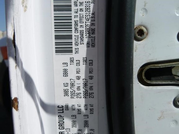 2014-dodge-ram-1500-image-28