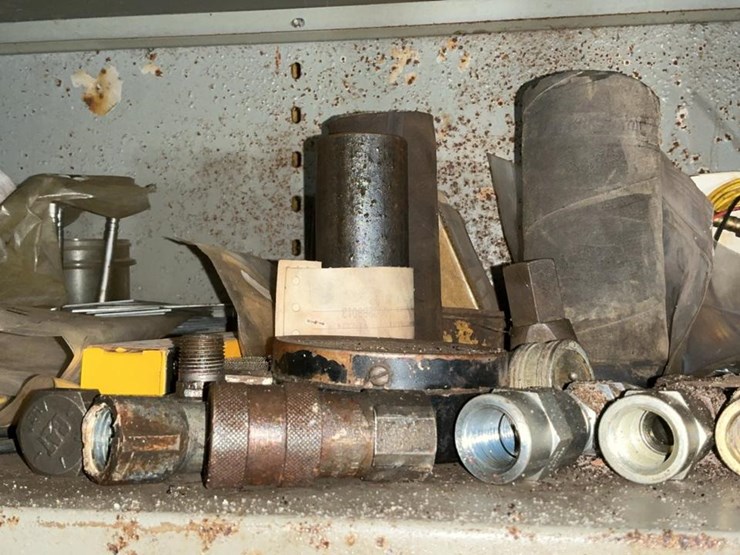 #231-•-parts-shelf-and-contents-image-43