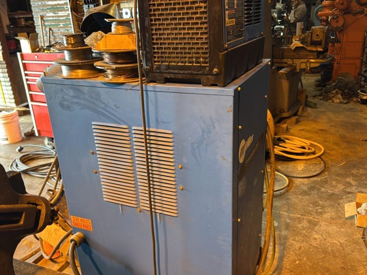 #250-•-miller-welder-image-3