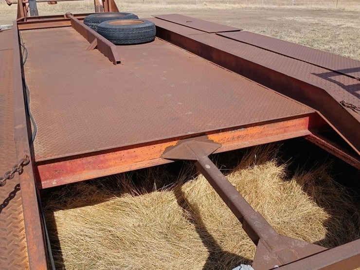 gooseneck-combine-trailer-image-7