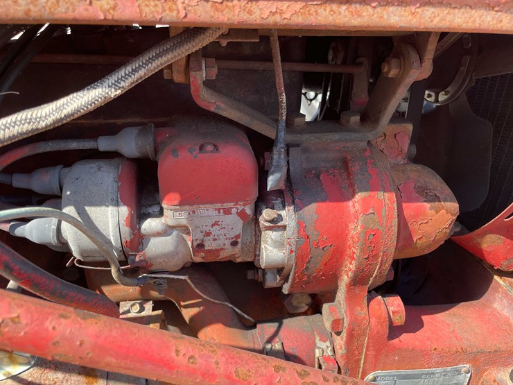 #5682-•-ih-cub-tractor-image-36