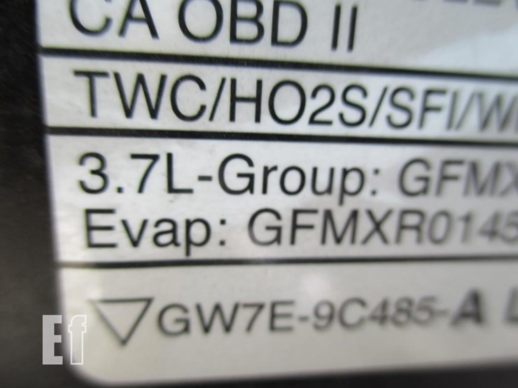 2016-ford-explorer-image-6