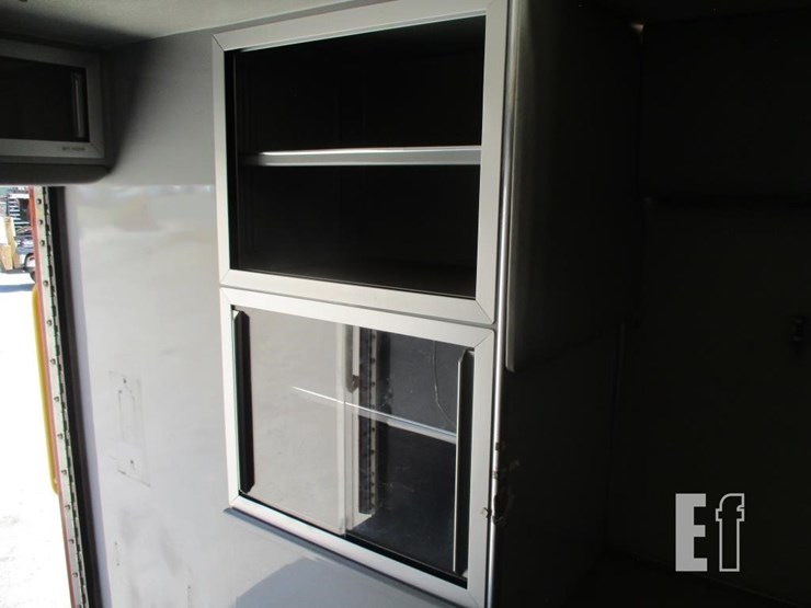 2011-dodge-3500-image-18