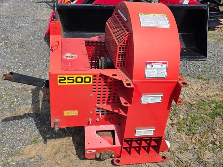 agri-metal-2500-3pt.-blower-image-9