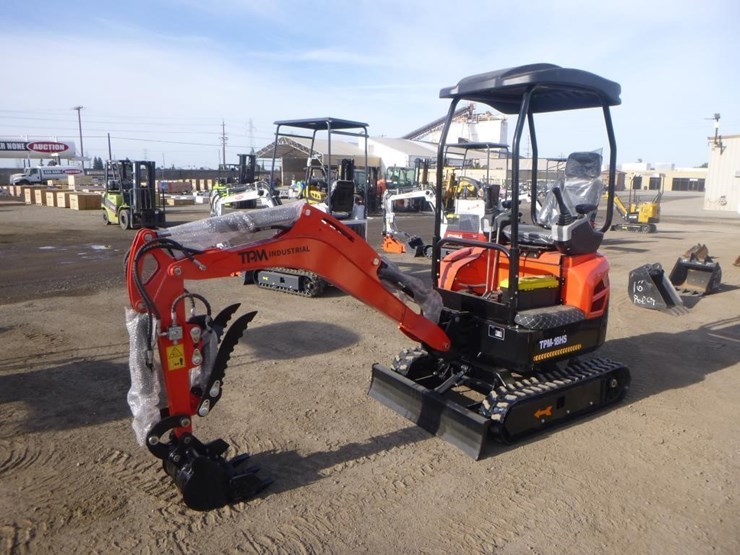 2026-tpm-18hs-hydraulic-excavator-image-1