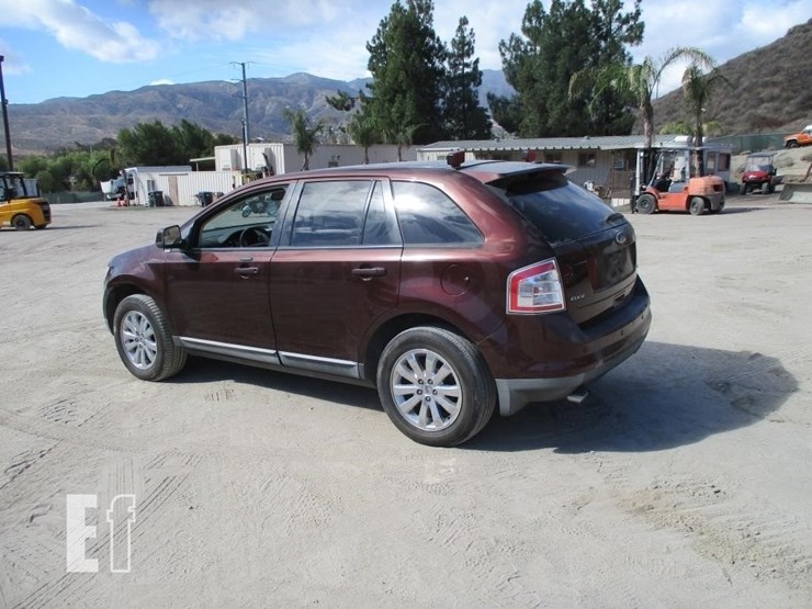 2010-ford-edge-sel-image-4