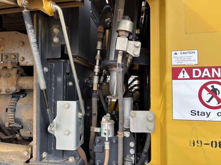 komatsu-wa380-8-image-47