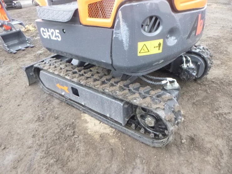 aboss-gh25-hydraulic-excavator-image-28