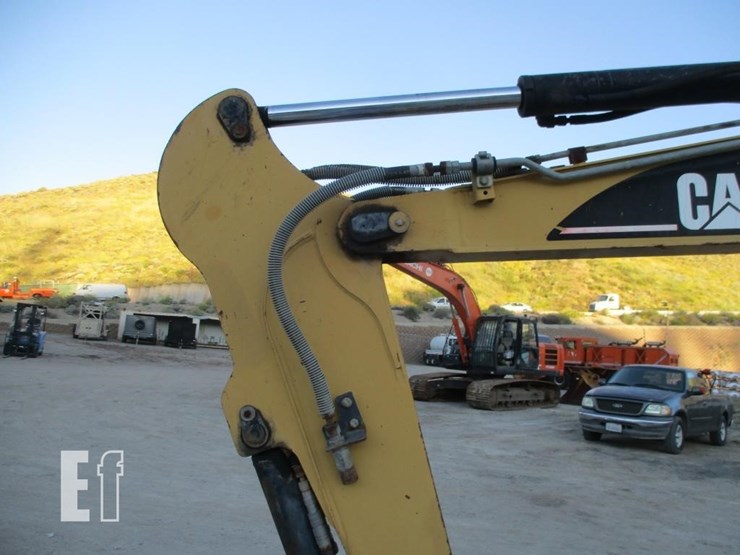 2006-caterpillar-305cr-image-11