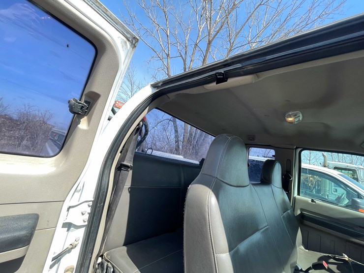 #5672-•-2010-f250-4x4-extended-cab-(has-wi-title)-image-82