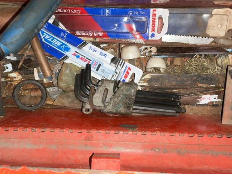 #235-•-hydraulic-pump,-tools,-and-parts-image-11