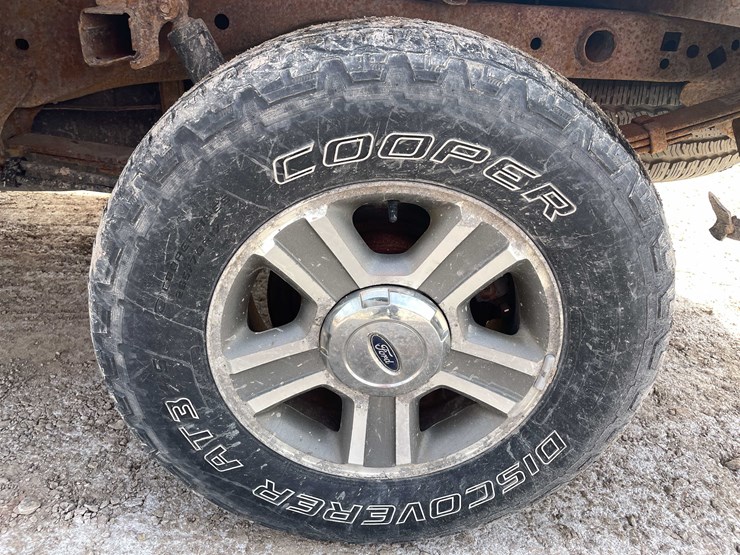 #5675-•-2006-f150-4x4-extended-cab-long-box-(has-wi-title)-image-9