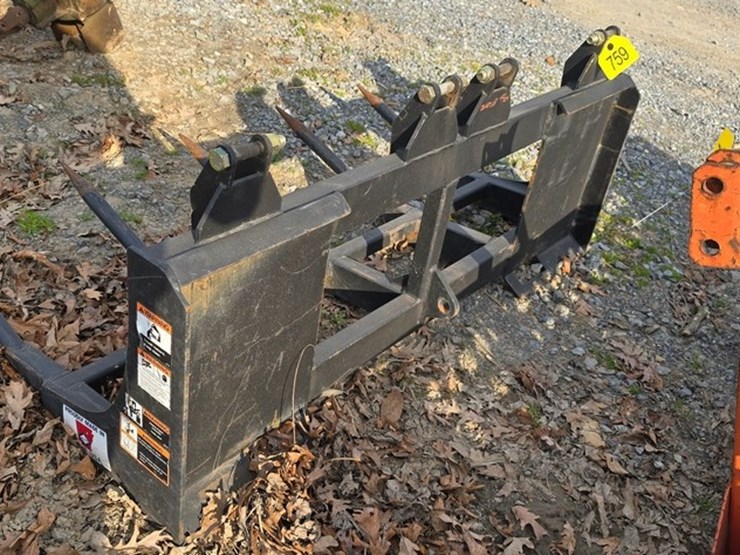 4'-skidloader-manure-forks-image-3