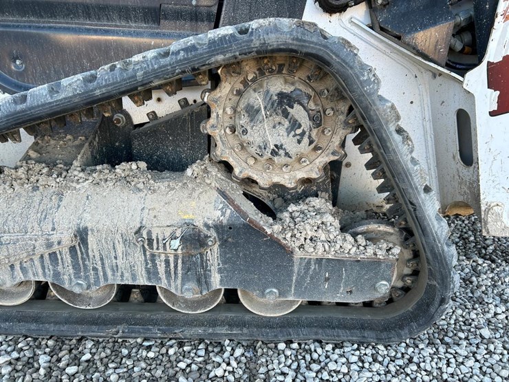 2021-bobcat-t76-image-18