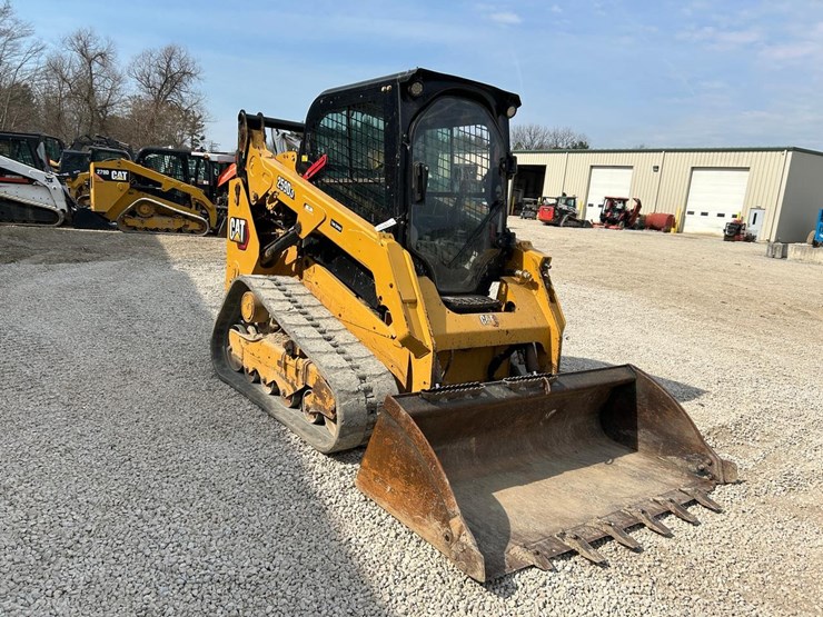 2020-caterpillar-259d3-image-6