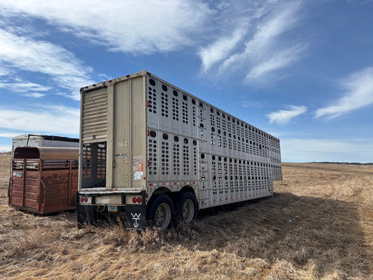 1989-wilson-livestock-trailer-image-6