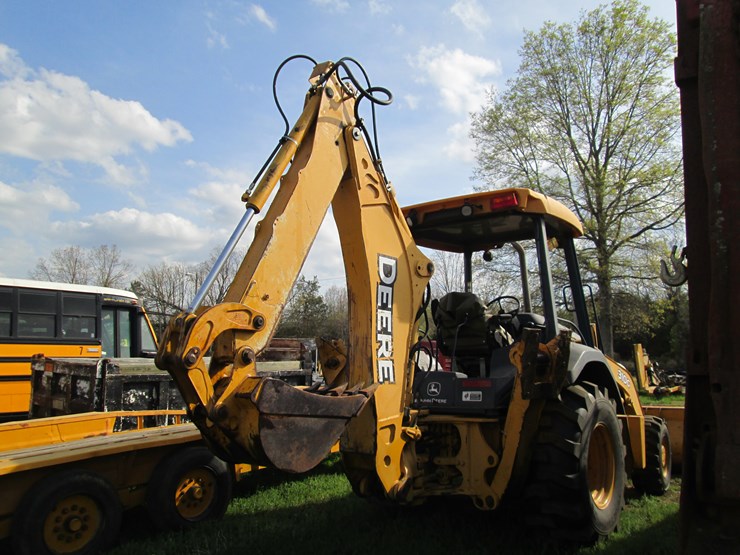 deere-310g-image-3