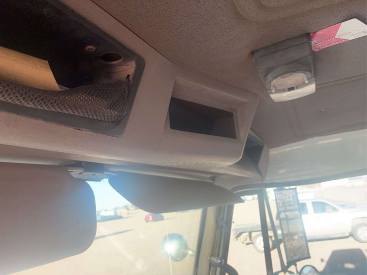 1999-international-4800-image-27