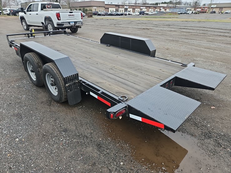 2020-pequea-18'-t/a-power-tilt-deck-trailer-image-3