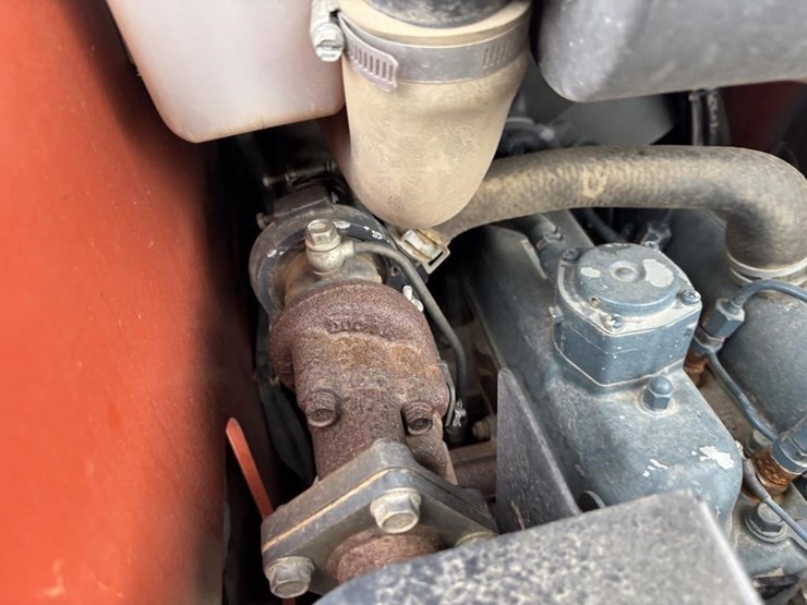 2012-ditch-witch-sk650-image-18