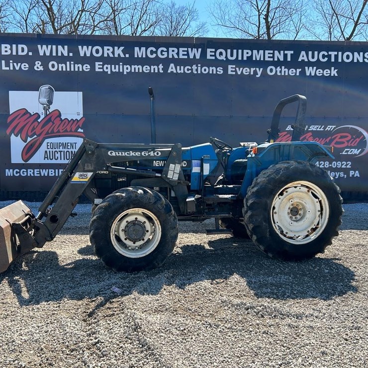 NEW HOLLAND 5640