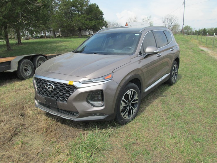 2019-hyundai-santa-fe-image-1