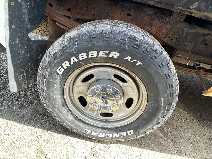 #5672-•-2010-f250-4x4-extended-cab-(has-wi-title)-image-13