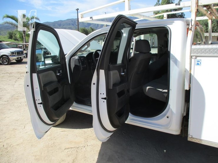 2015-chevrolet-2500hd-image-11