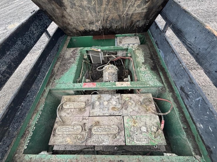 taylor-dunn-b2-48-image-12