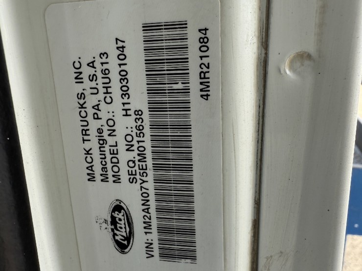 2014-mack-pinnacle-chu613-image-21