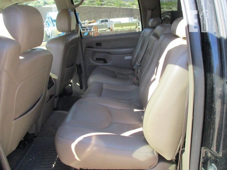 2003-chevrolet-3500-image-7